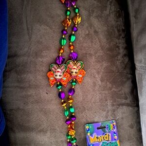 Necklace. MARDI GRAS....